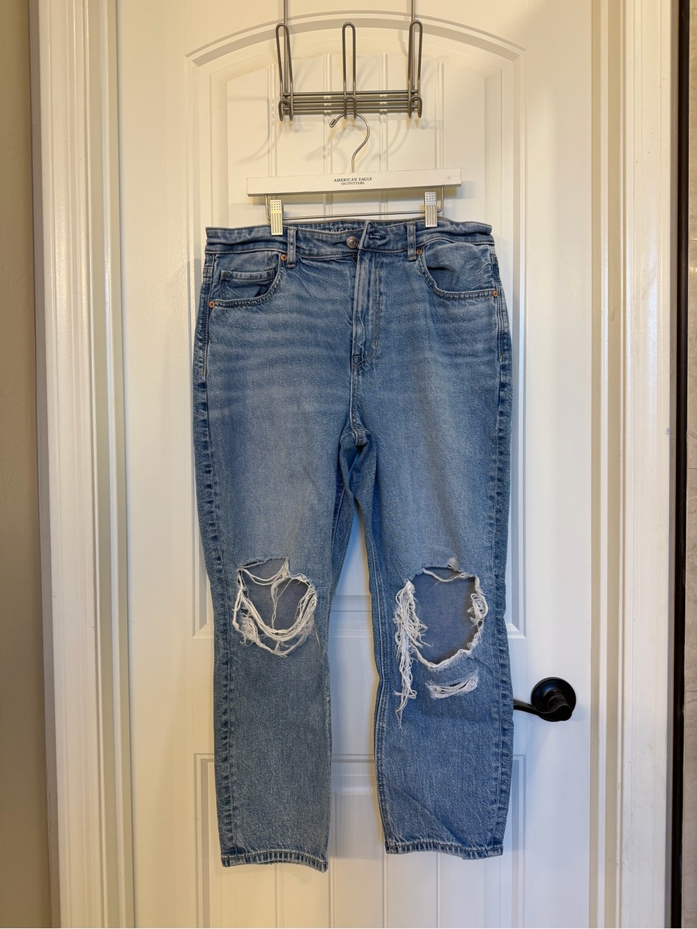 American Eagle Outfitters Super High Rise Mom Jeans 12 X-Short